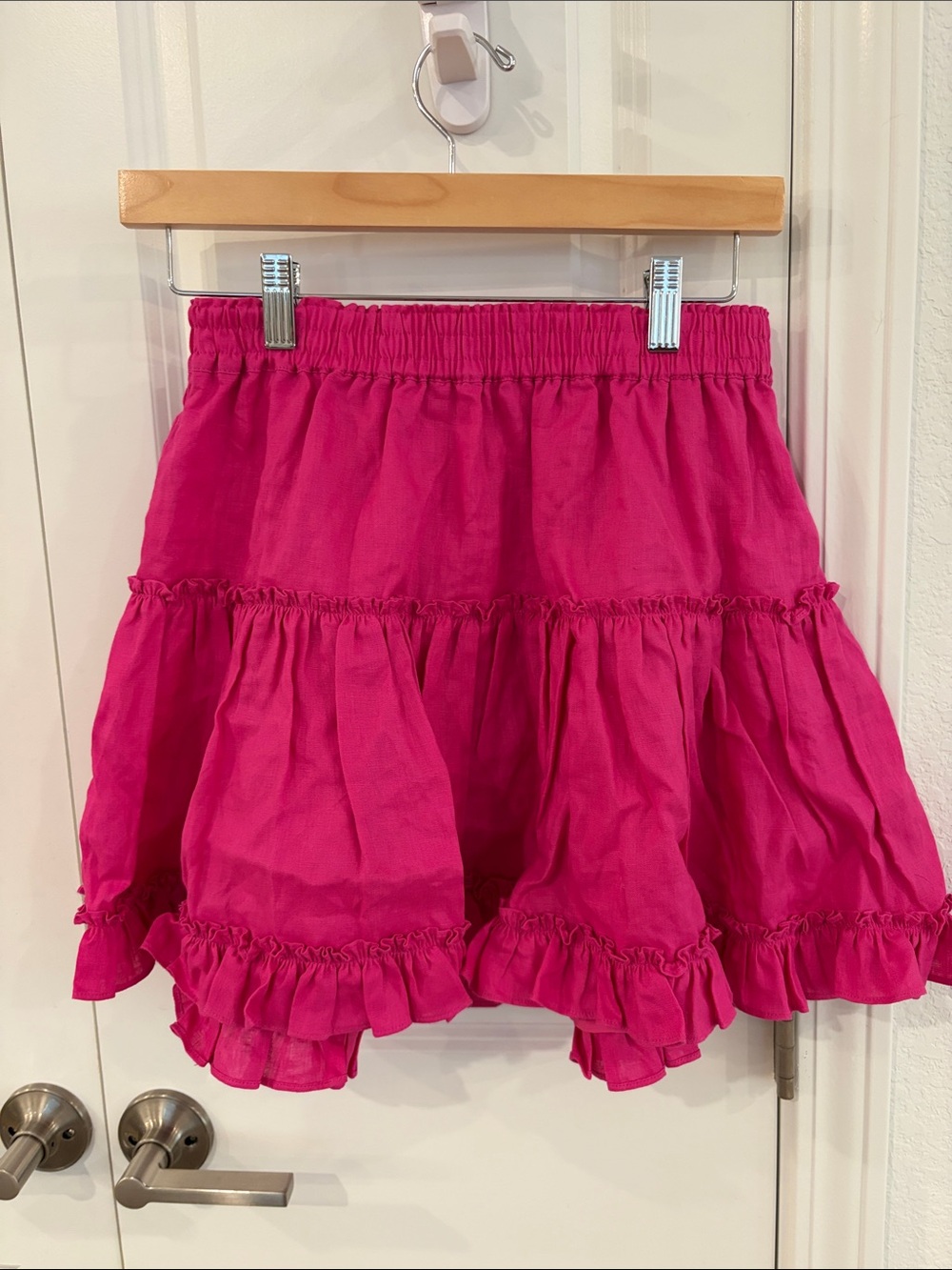Women’s Fuchsia Tiered Ruffle Skirt Size M